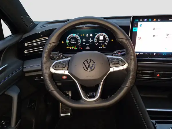 VW TIGUAN (11/17)