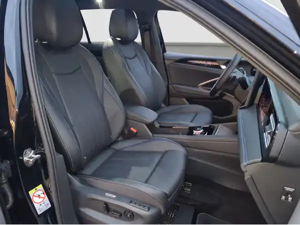 VW TIGUAN (15/17)