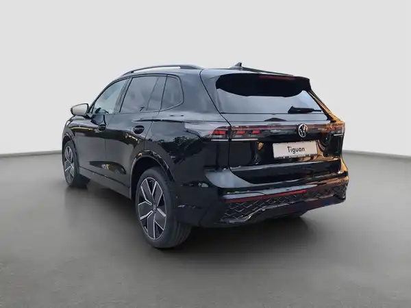 VW TIGUAN (7/17)