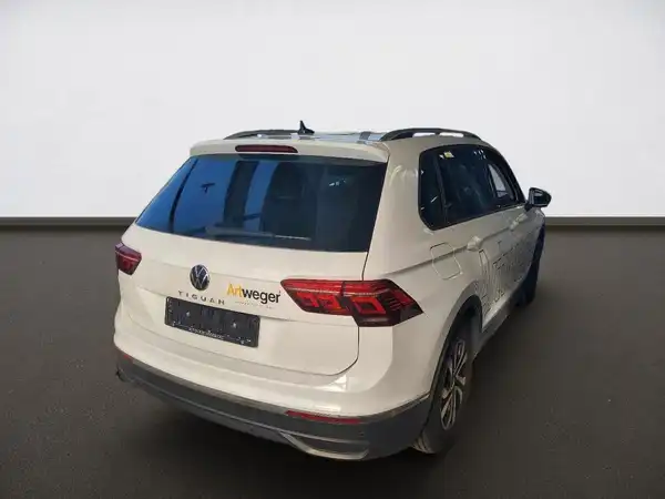 VW TIGUAN (3/4)
