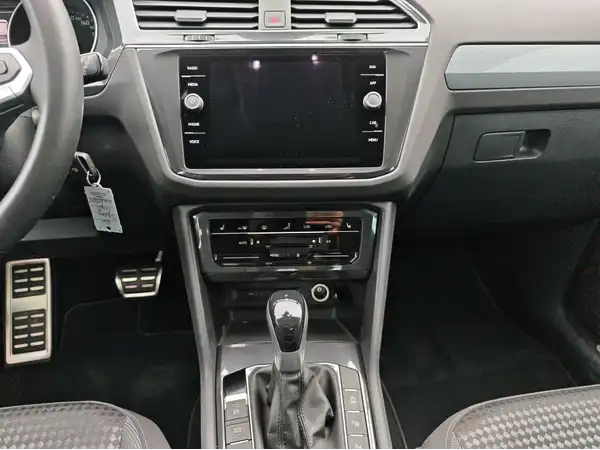 VW TIGUAN (12/16)