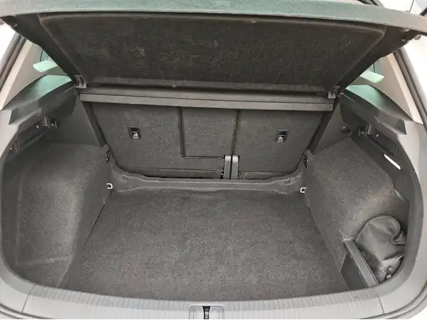 VW TIGUAN (13/16)