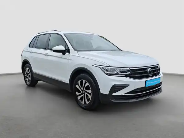 VW TIGUAN (4/16)