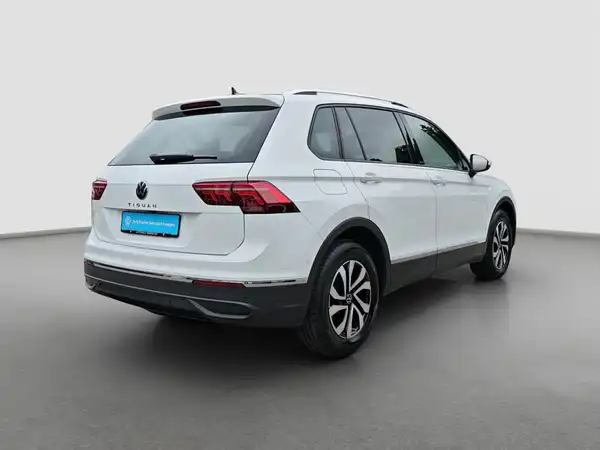 VW TIGUAN (5/16)