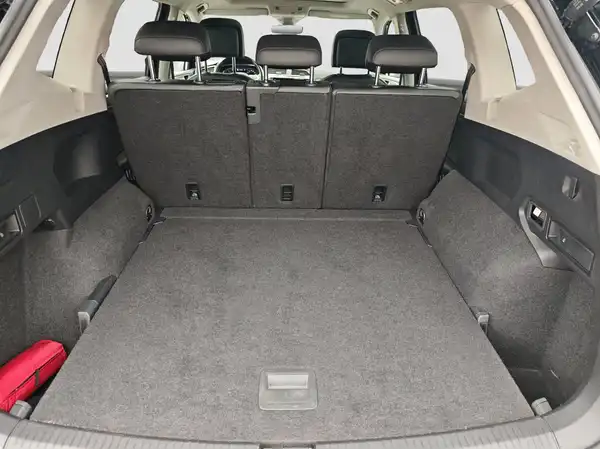VW TIGUAN ALLSPACE (13/16)