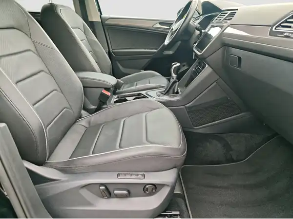 VW TIGUAN ALLSPACE (14/16)