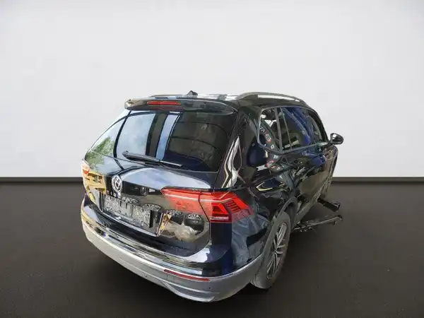 VW TIGUAN ALLSPACE (4/7)