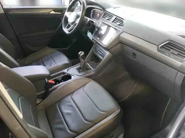 VW TIGUAN ALLSPACE (6/7)