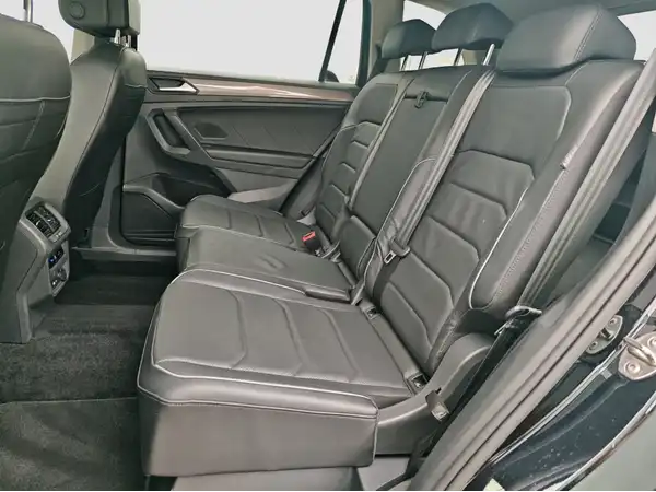VW TIGUAN ALLSPACE (9/16)