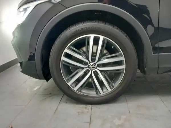 VW TIGUAN (20/20)