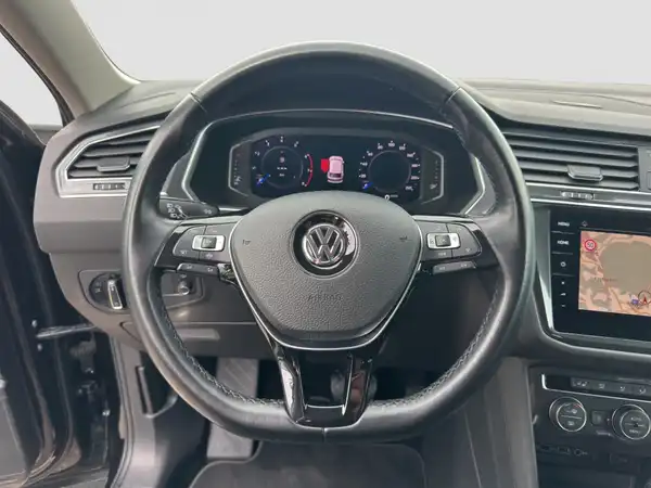 VW TIGUAN ALLSPACE (11/16)