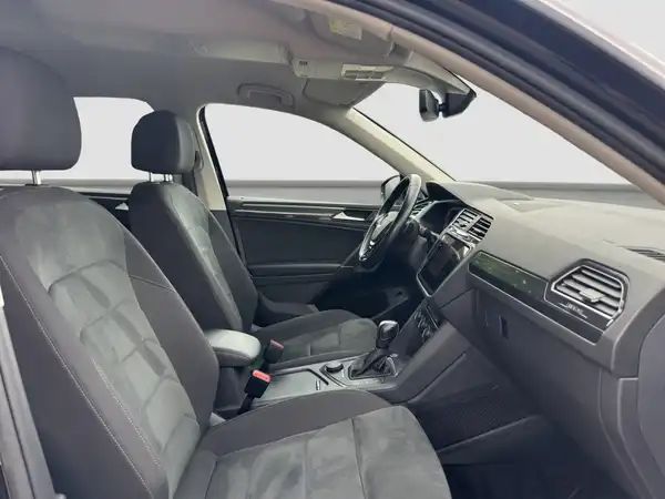 VW TIGUAN ALLSPACE (14/16)