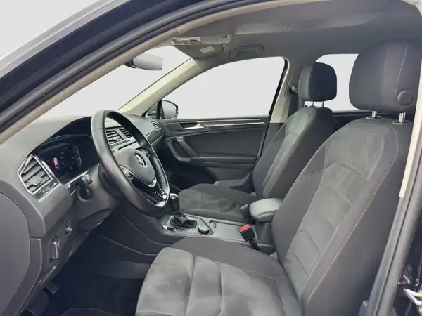 VW TIGUAN ALLSPACE (8/16)