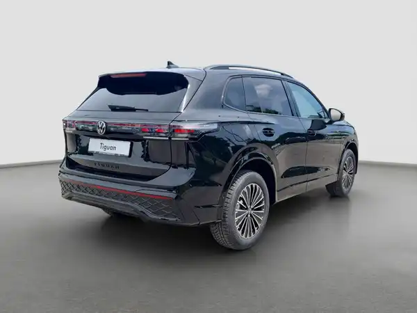 VW TIGUAN (5/16)