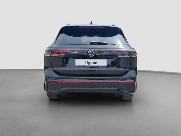 VW TIGUAN (6/16)