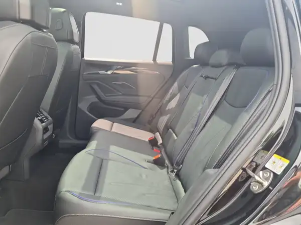 VW TIGUAN (9/16)