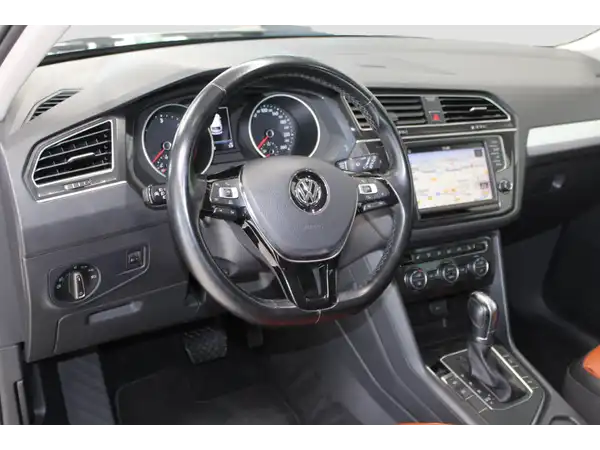 VW TIGUAN (11/13)