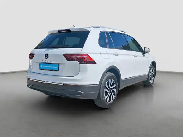 VW TIGUAN (5/16)