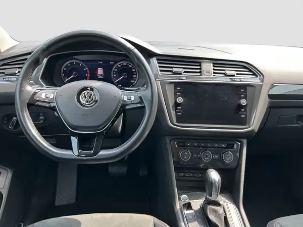 VW TIGUAN ALLSPACE (10/16)
