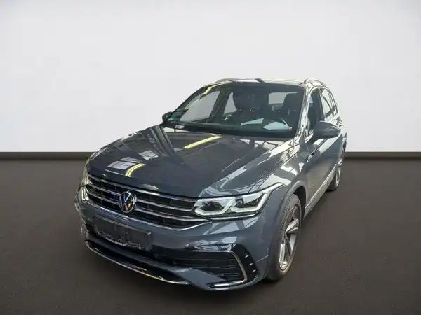 VW TIGUAN (1/4)