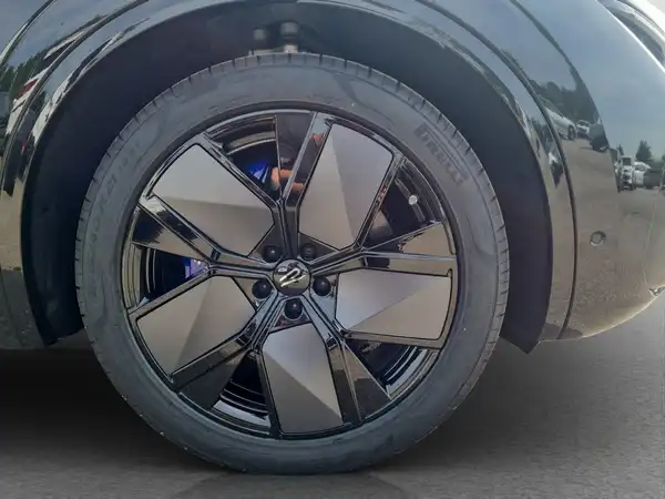VW TOUAREG (16/16)