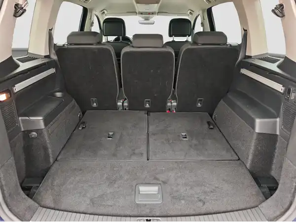 VW TOURAN (10/13)