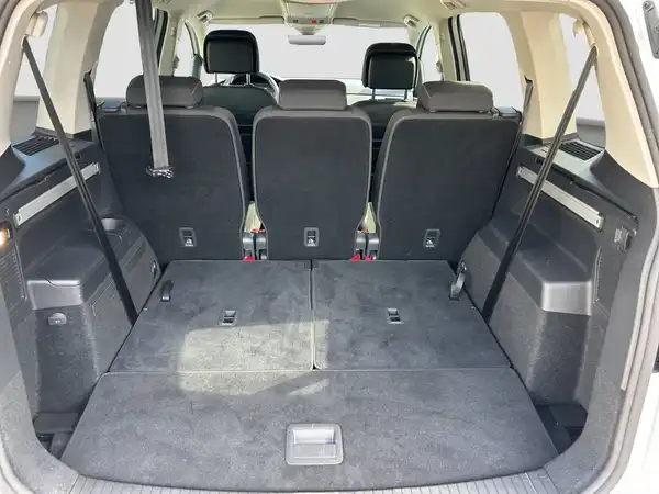 VW TOURAN (12/15)