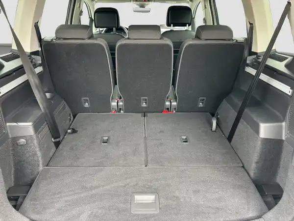 VW TOURAN (12/15)