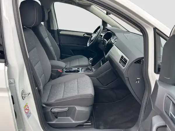 VW TOURAN (13/15)