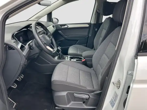 VW TOURAN (7/15)