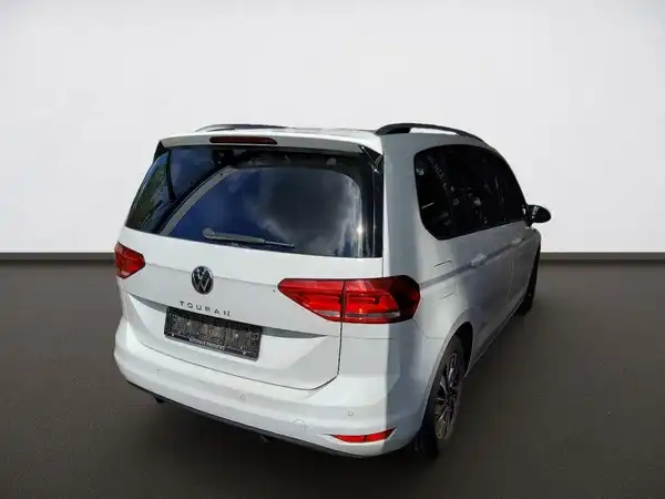 VW TOURAN (3/3)