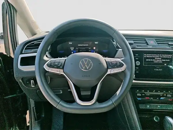 VW TOURAN (11/16)
