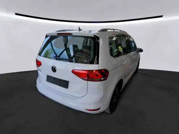 VW TOURAN (3/3)