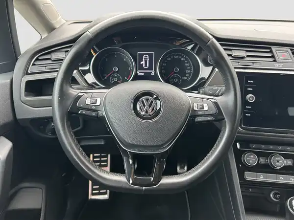 VW TOURAN (11/16)