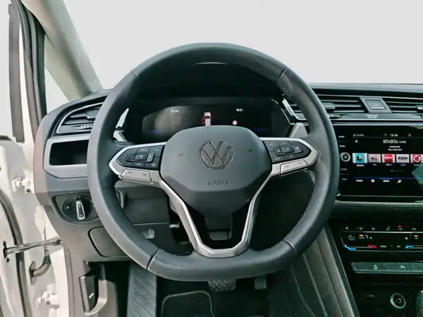 VW TOURAN (11/16)
