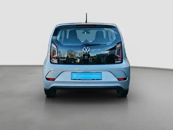 VW UP! (6/16)
