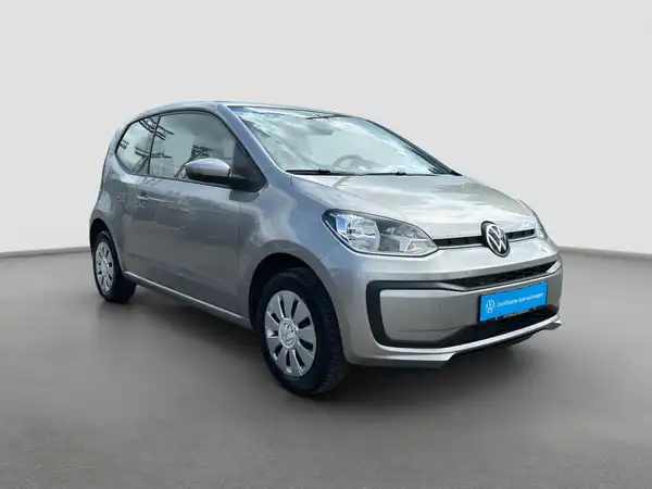VW UP! (4/17)