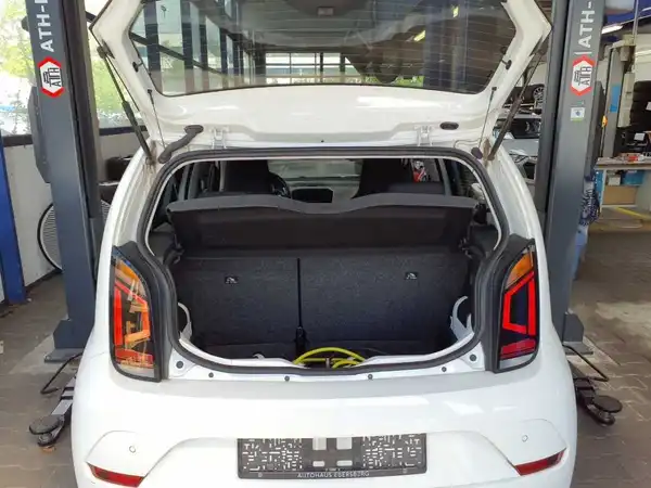 VW UP! (9/9)