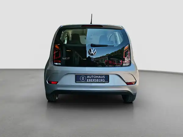 VW UP! (6/16)