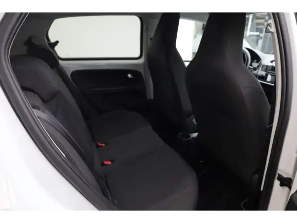 VW UP! (18/21)