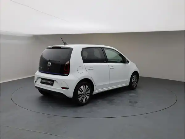 VW UP! (6/21)