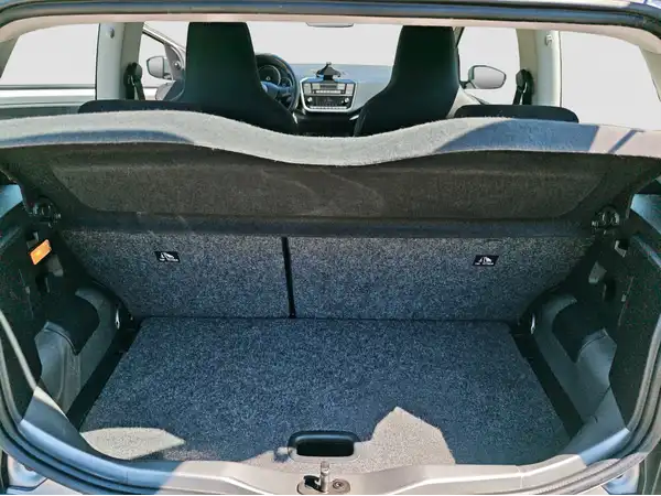 VW UP! (13/16)