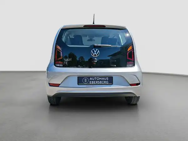 VW UP! (6/16)