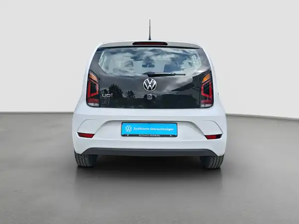 VW UP! (6/16)