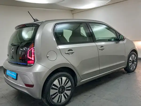 VW UP! (7/21)