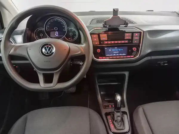 VW UP! (9/18)
