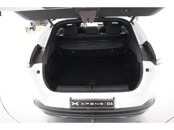 XPENG G6 (26/27)