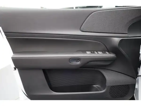 XPENG G6 (10/27)