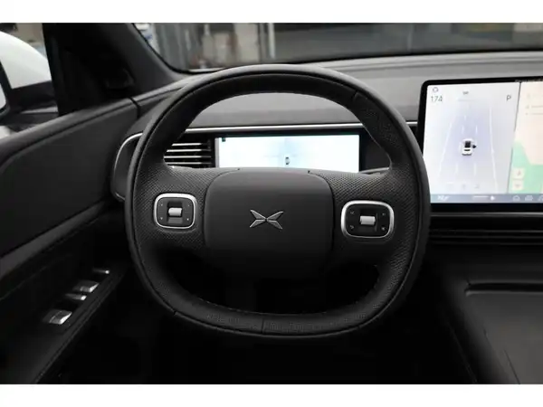 XPENG G6 (15/27)