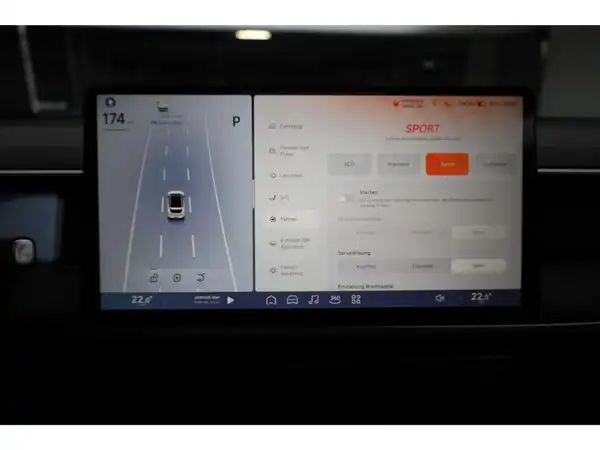 XPENG G6 (24/27)